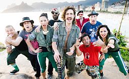 ������ Gogol Bordello �������� � ��������� ����� ������