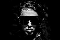 �������� FALLING IN REVERSE ���������� �� ���������