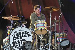 ���������� BLACK KEYS ����������� �����