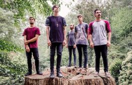 �� IN HEARTS WAKE ���� ����������