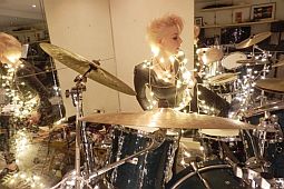�� THE DARKNESS ���� �����������
