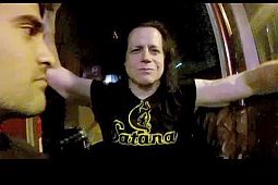 Лидер DANZIG разобрался с поклонником-хулиганом Лидер DANZIG разобрался с поклонником-хулиганом