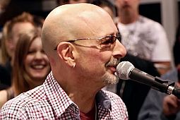 JOURNEY взяли бывшего барабанщика JOURNEY взяли бывшего барабанщика