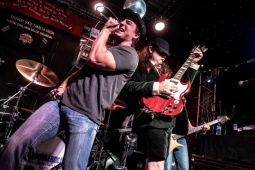AC/DC ������������ ��������� ����������� �������-������