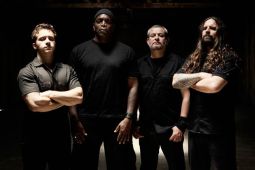 ������� SEPULTURA � ������ ��� ������